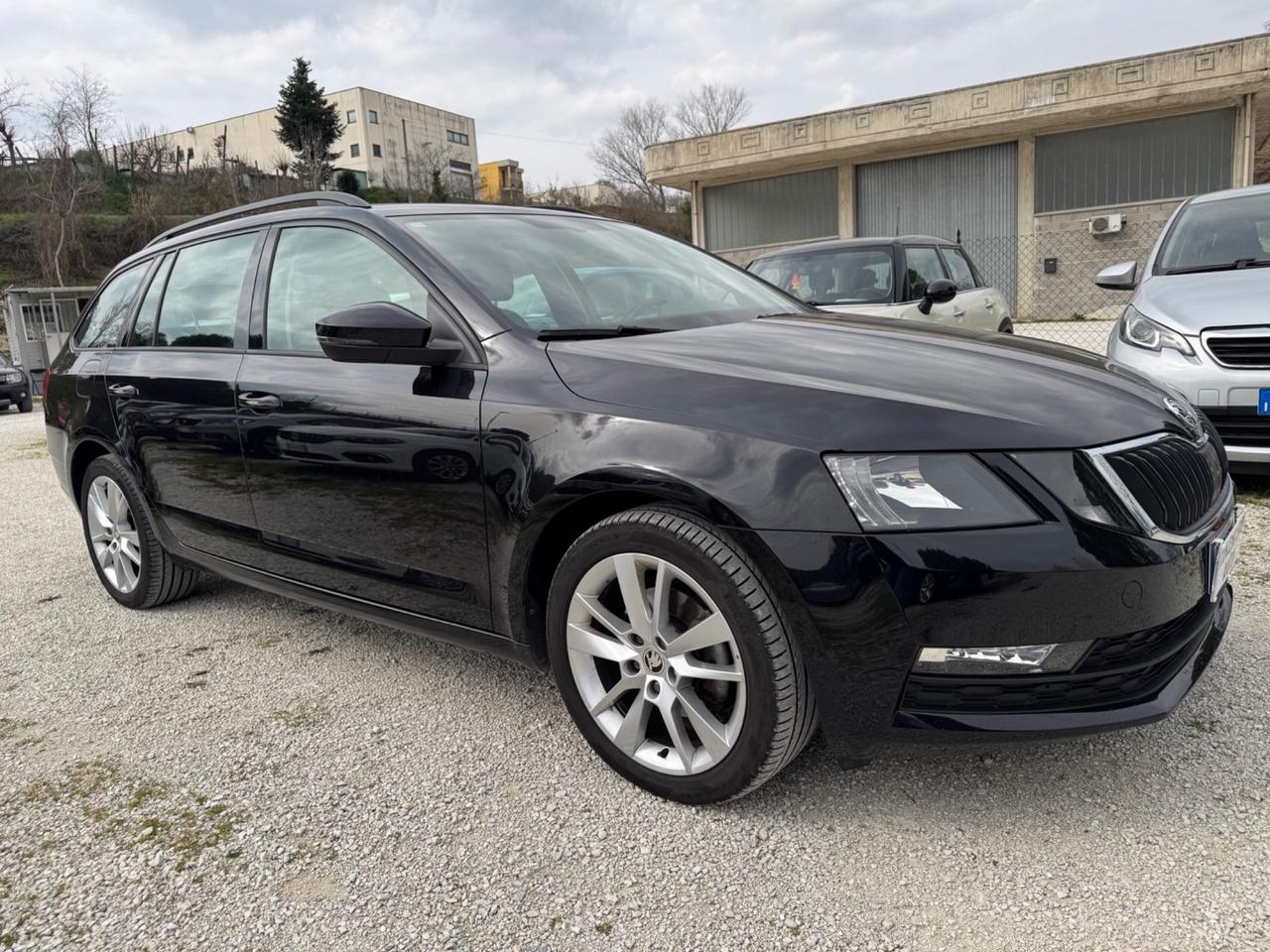 Skoda Octavia 1.5 DSG Wagon Executive G-Tec