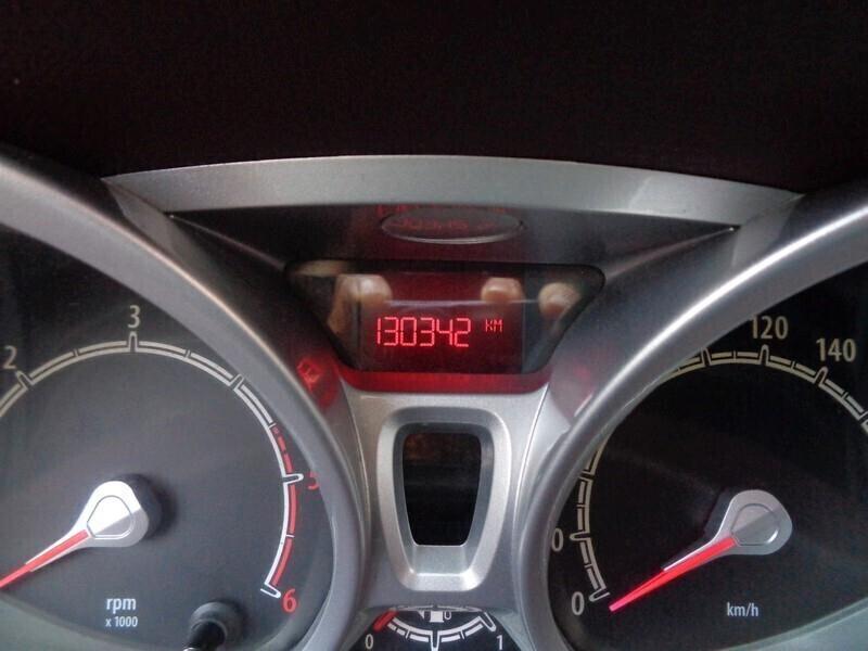 Ford Fiesta 1.4 TDCi 68CV 5 porte Titanium