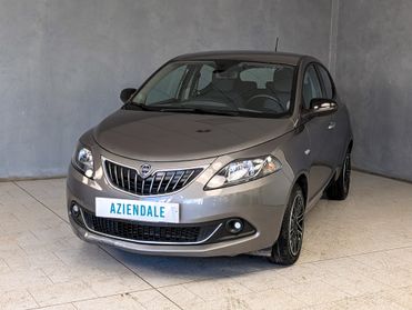 Lancia Ypsilon 1.0 Hybrid 70cv Gold