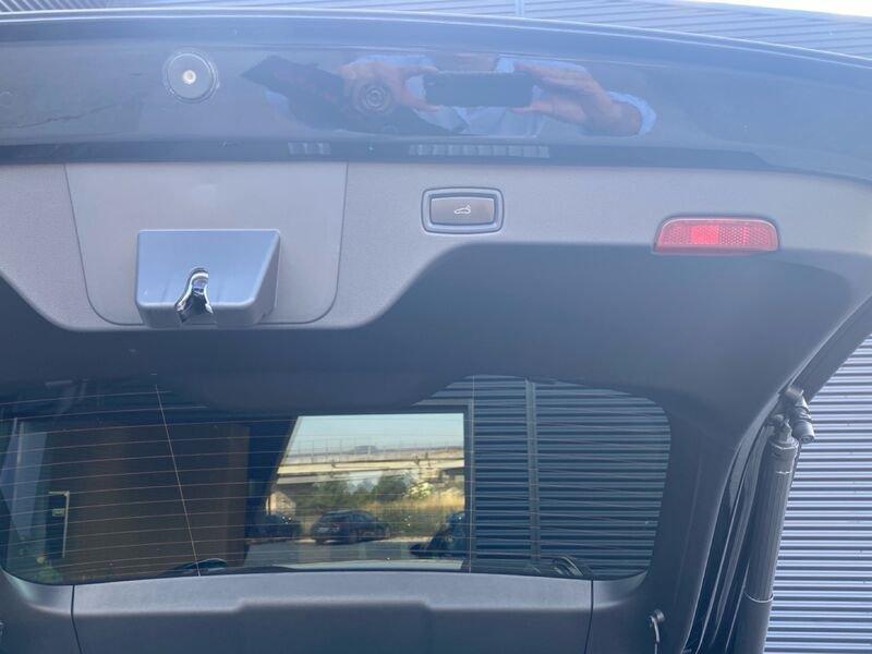 Porsche Macan Macan 4 EV 100 kWh 408 CV
