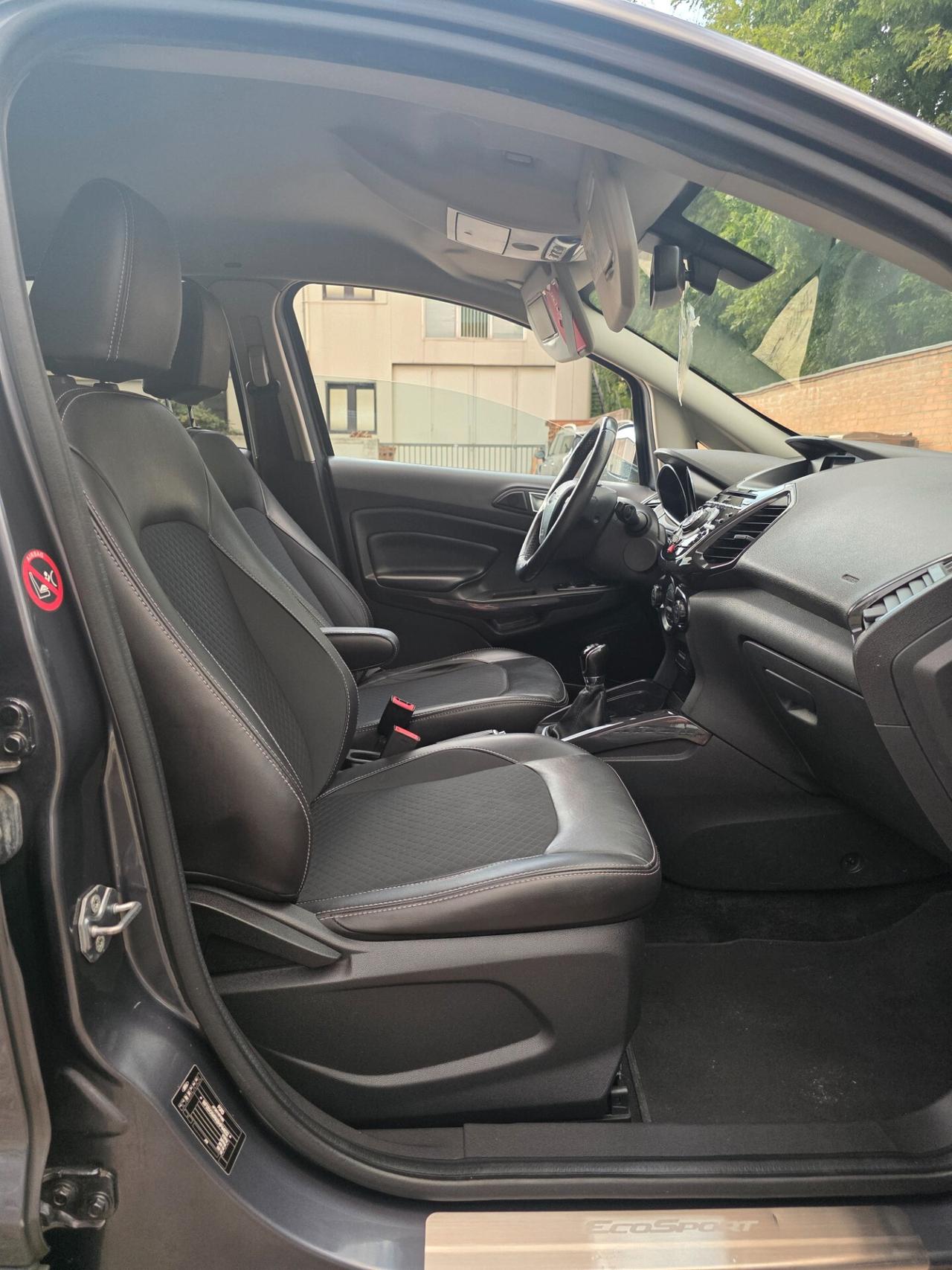 Ford EcoSport Titanium neopatentati euro6
