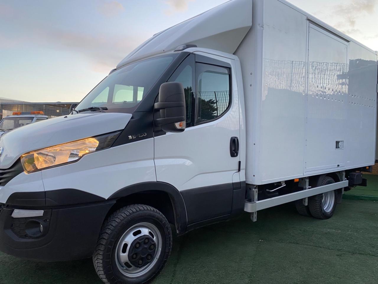 Iveco Daily 35-150 Gemellato Anno 2019