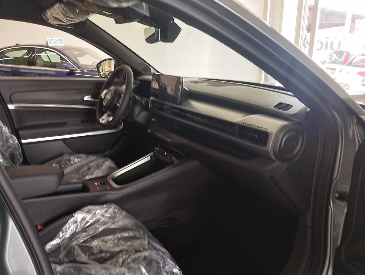 Jeep Avenger 1.2 Turbo 110 CV DCT MHEV Summit