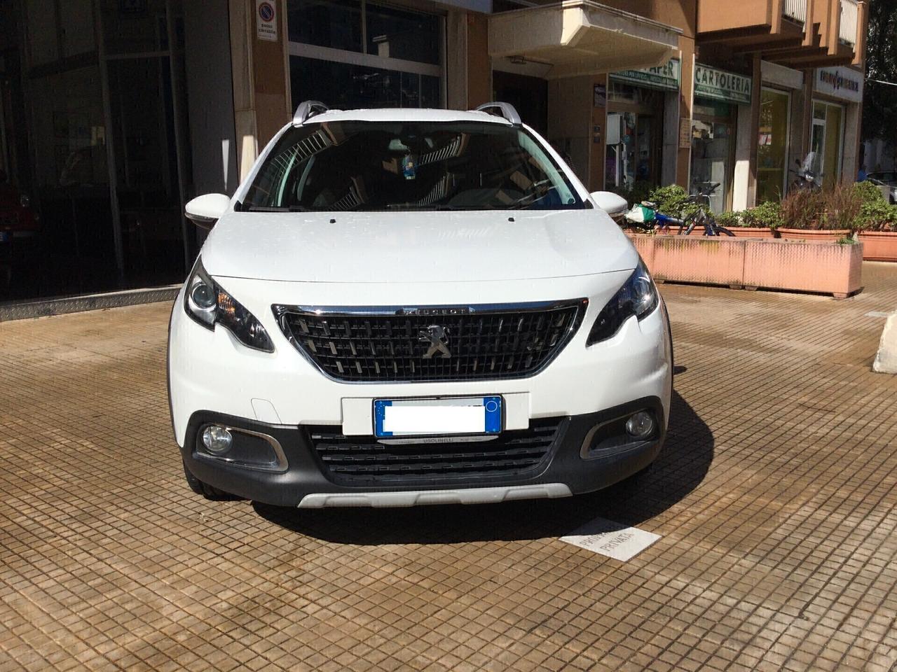 Peugeot 2008 BlueHDi 100 S&S Allure