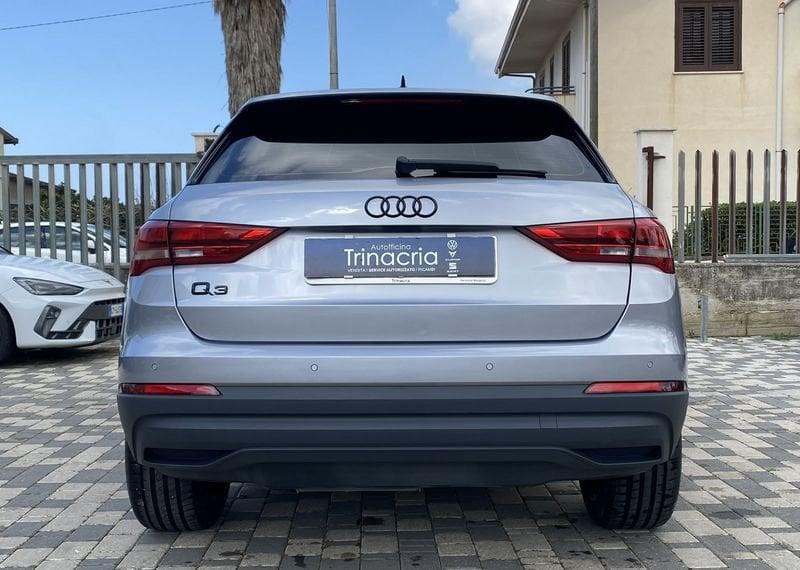 Audi Q3 Business 2.0 TDI 150CV S-Tronic 35