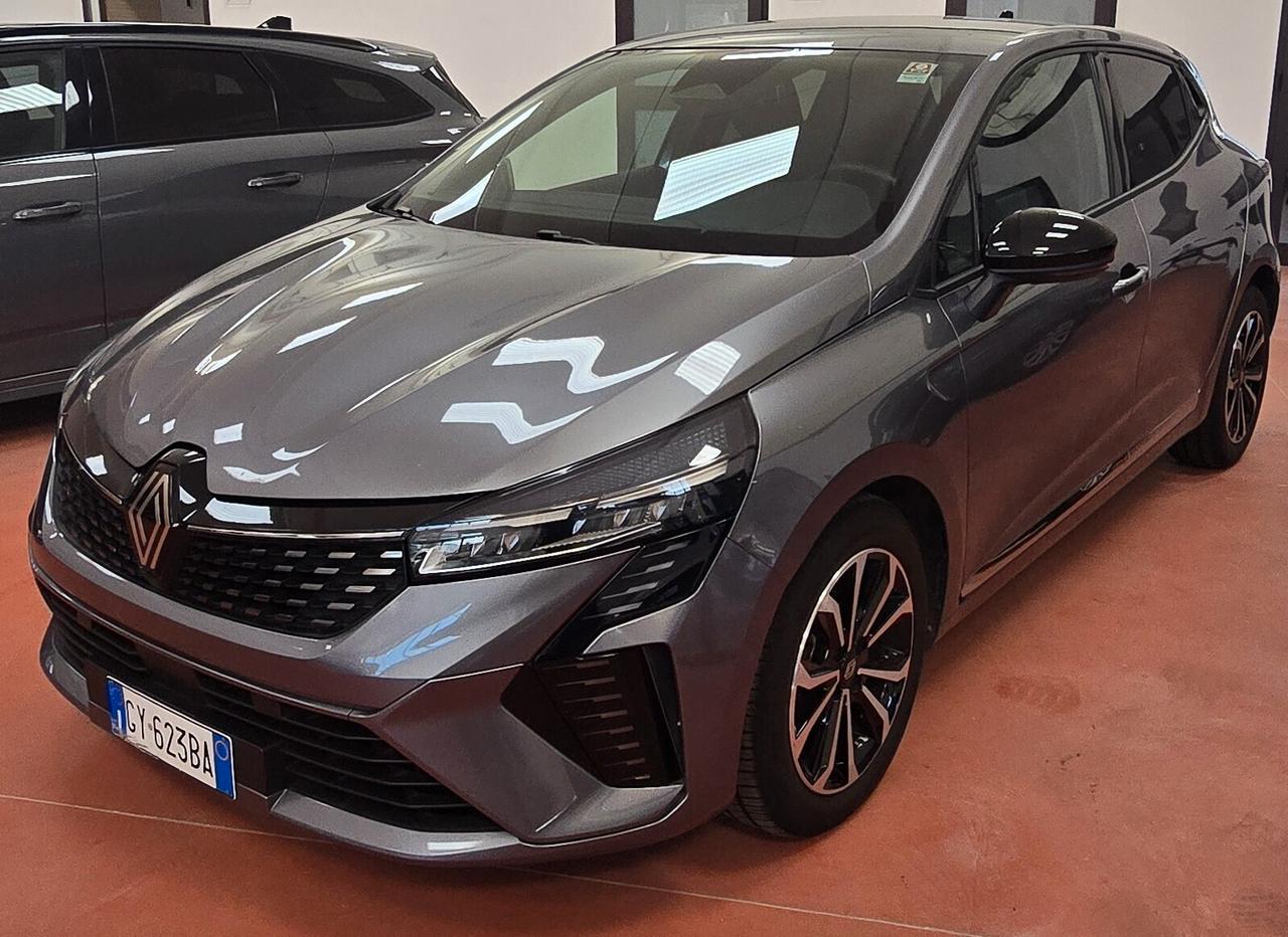 Renault Clio 1.0 TCe 90 CV (66 kW) Techno – Berlina Moderna, Tecnologica e Sostenibile