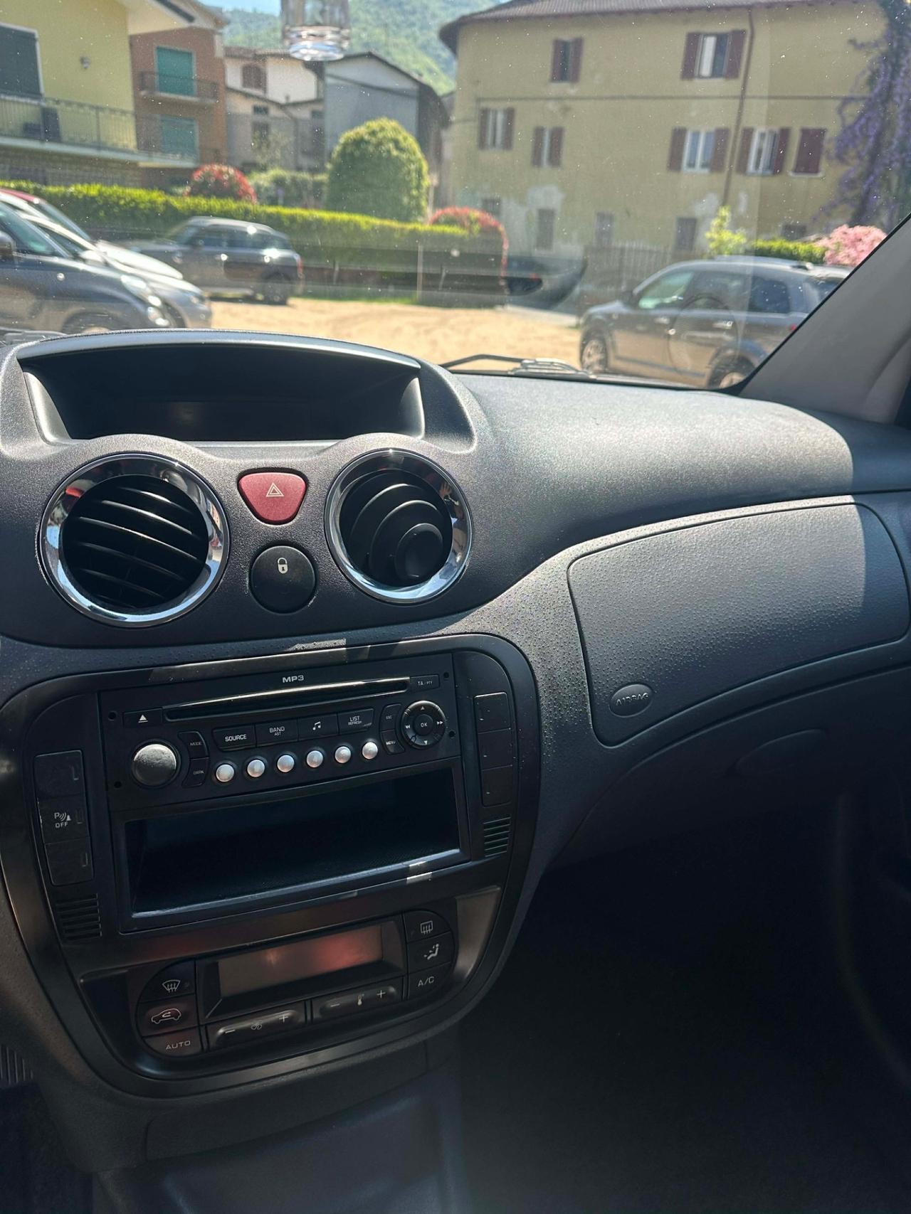 Citroen C2 VTR PERFECT KMCERT UNICOPR NEOPAT