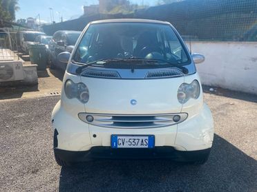 smart forTwo 700 coupé pure (45 kW)