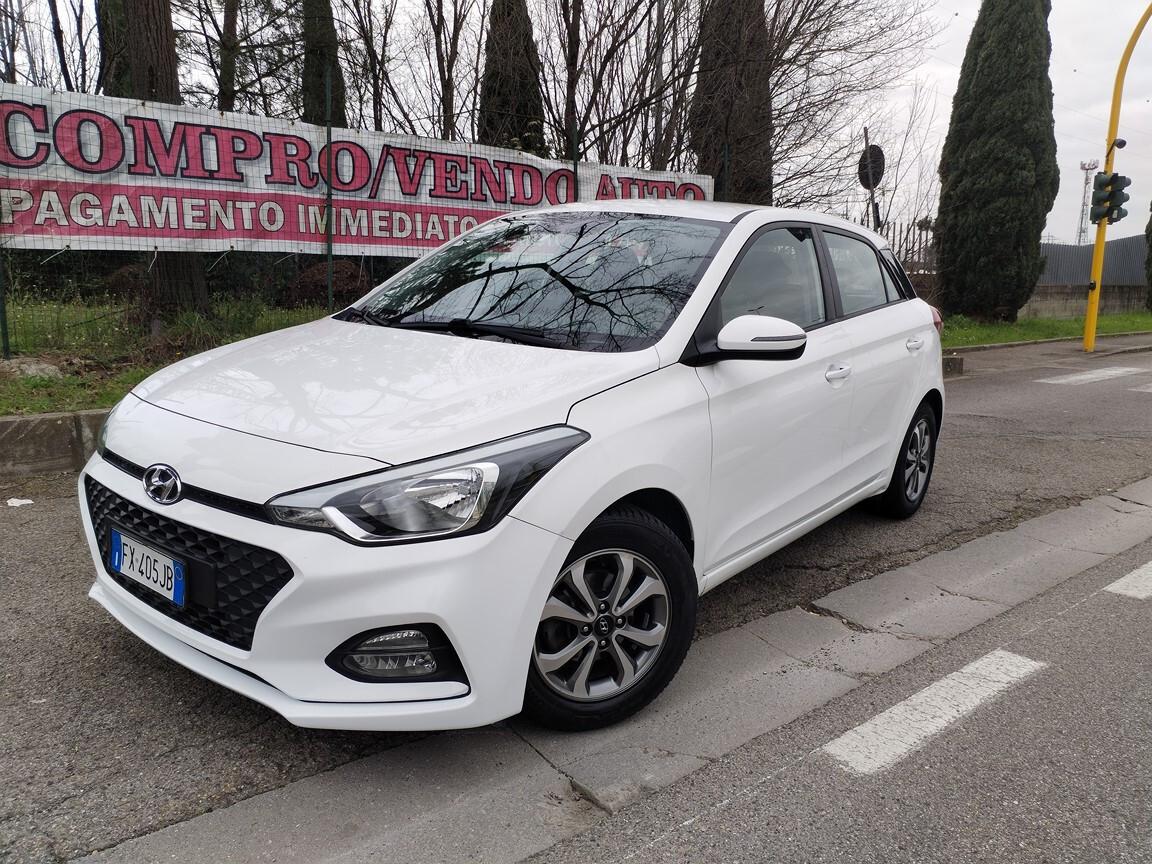 Hyundai i20 1.2 5 porte Connectline 81000km 6/2019 tagliandata