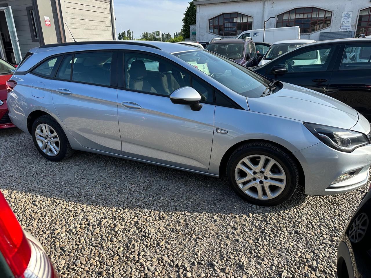 Opel Astra 1.6 CDTi 110CV Start&Stop Sports Tourer Innovation