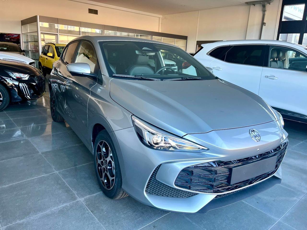 MG MG3 Hybrid+ Luxury /VARI COLORI/PRONTA CONSEGNA