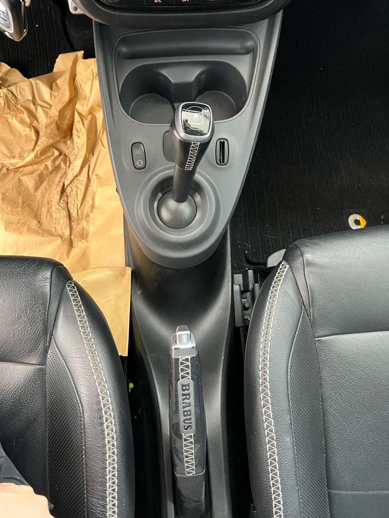 NUOVA SMART FORFOUR BRABUS EXCLUSIVE CABRIO EDITION 0.9 BENZ 109CV TWINAMIC