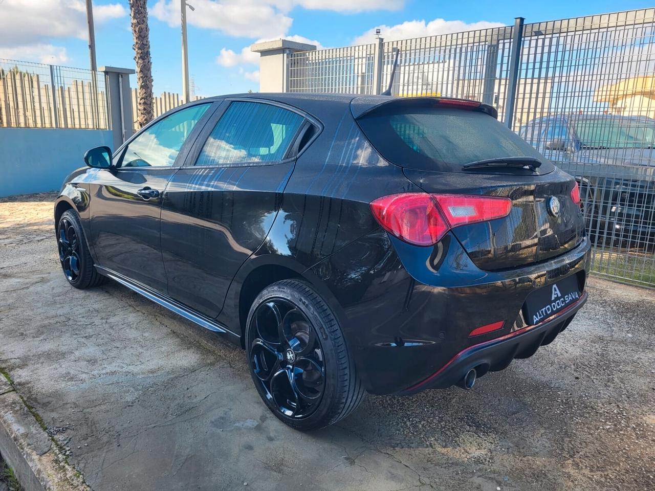 Alfa Romeo Giulietta 1.6 JTDm 120 CV Veloce Carbon Look