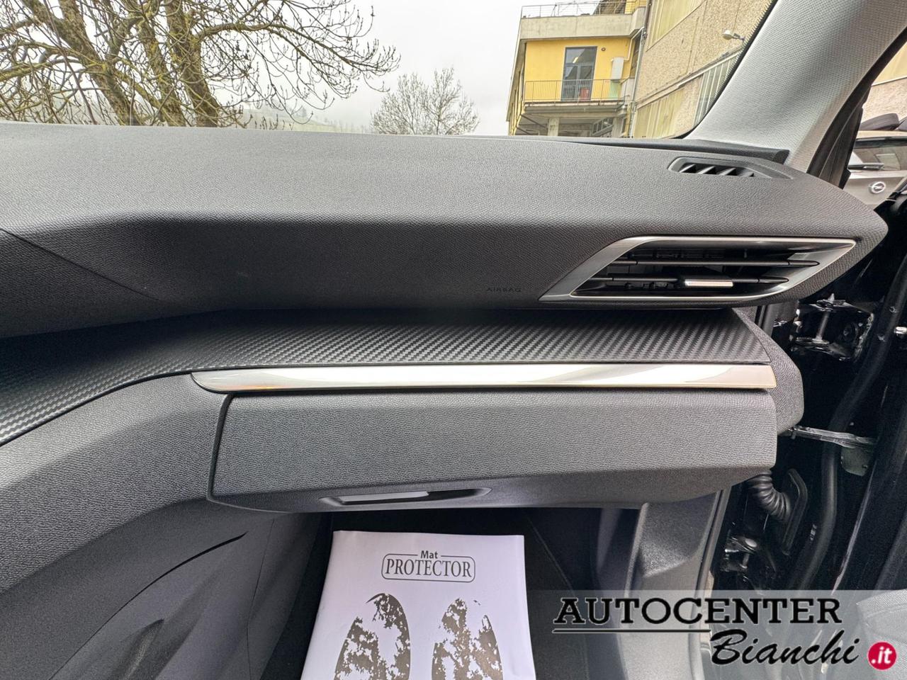 Peugeot 3008 3008 1.5 bluehdi Active Business s&s 130cv eat8