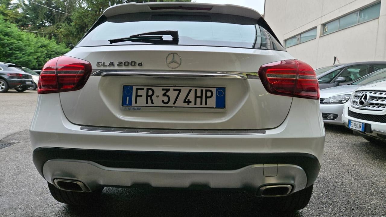 Mercedes-benz GLA 200d Automatic Premium