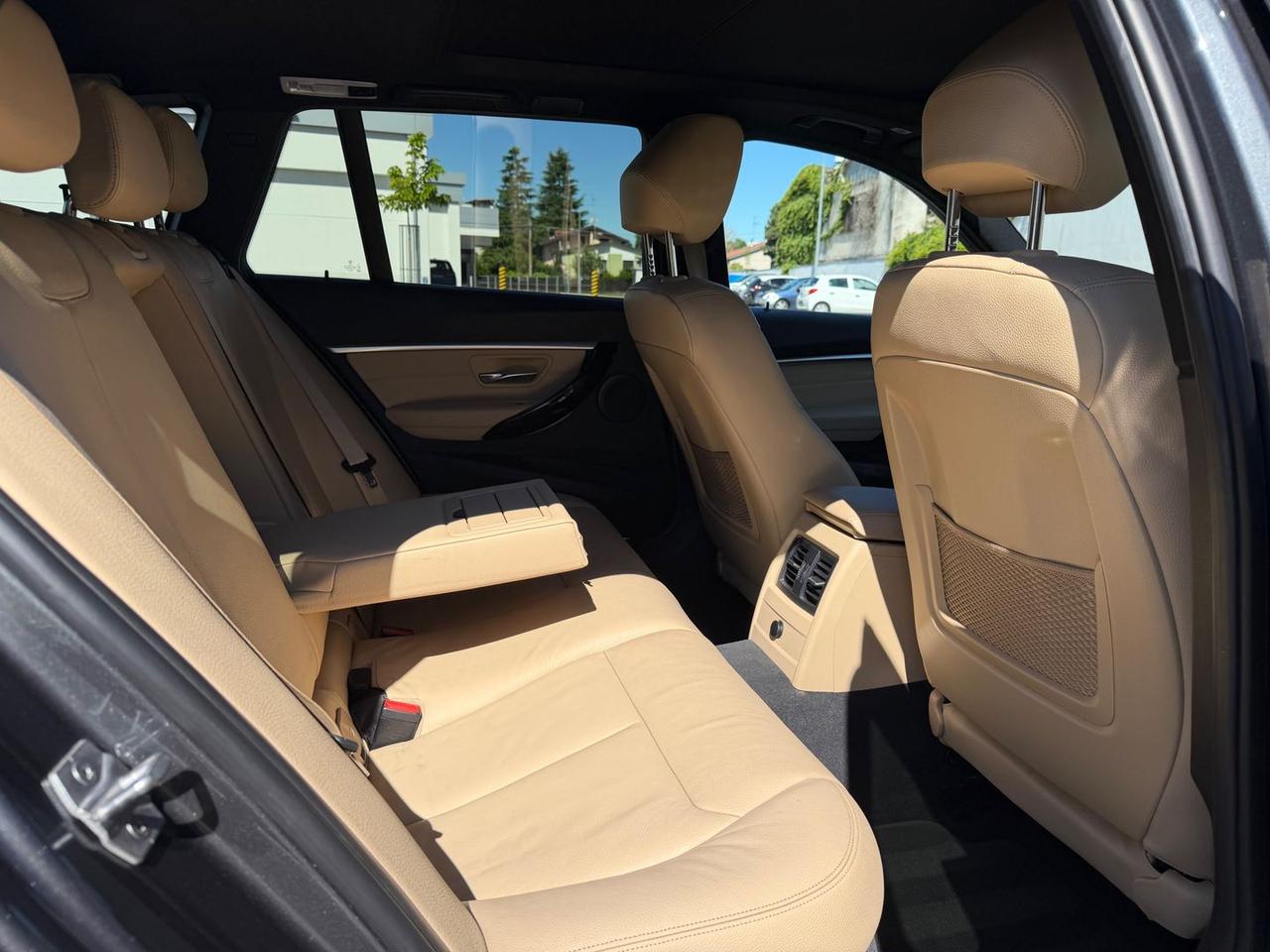 Bmw 320 d Luxury Line #10868