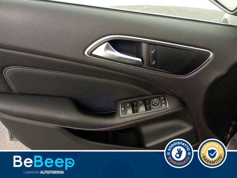 Mercedes-Benz Classe B B 200 D SPORT TECH AUTO