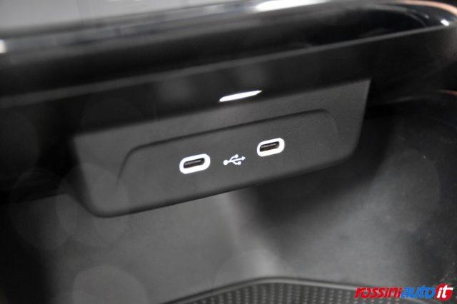 SKODA Fabia 1.0 MPI 80 CV STYLE FARI ECOLED + 2XCLIMA + PDC