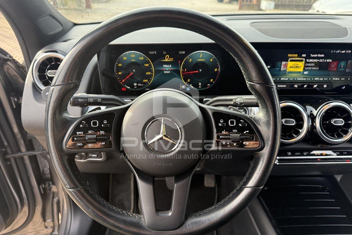 MERCEDES GLB 180 d Automatic Sport