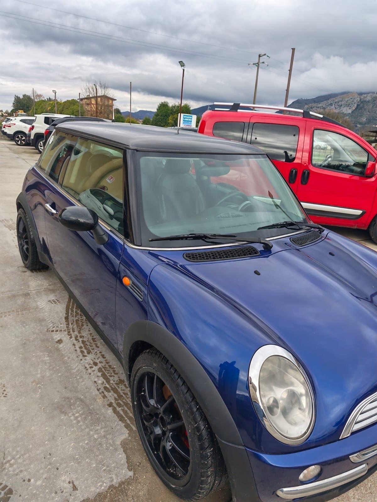 Mini 1.6 16V One de luxe 116 XV gpl
