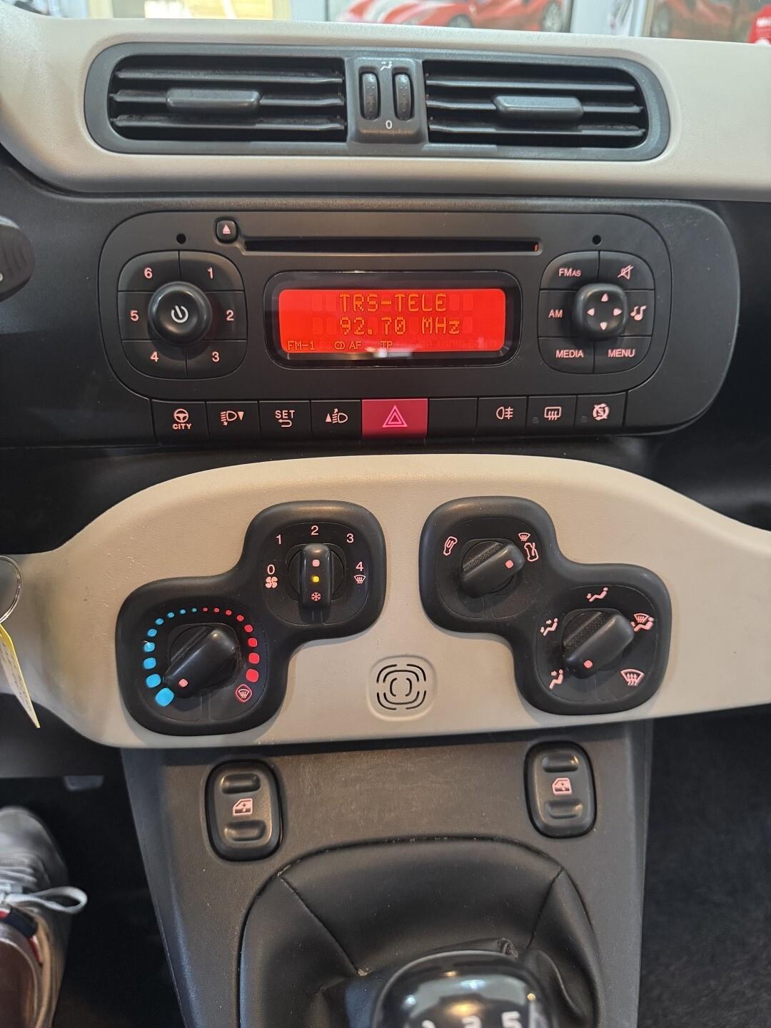 FIAT PANDA 1.3 MTJ LOUNGE 75 cv.