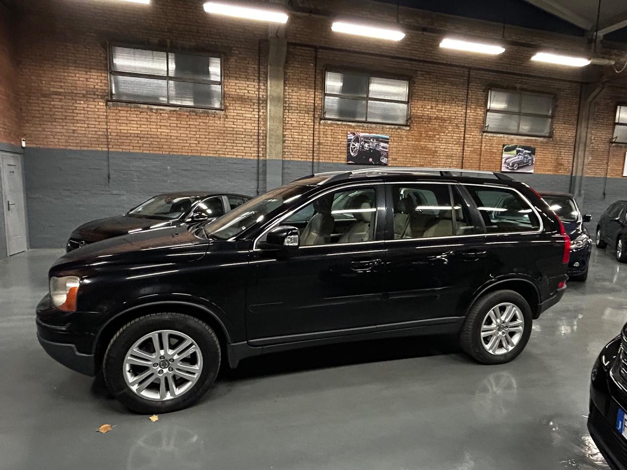 Volvo XC 90 XC90 2.4 D5 185 CV aut. AWD Executive