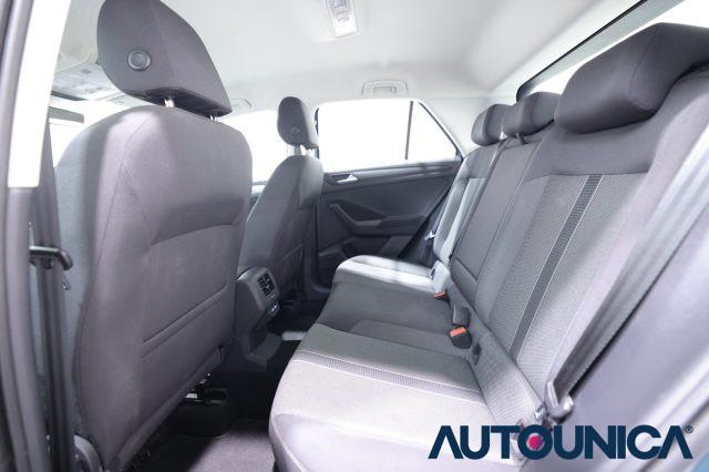 VOLKSWAGEN T-Roc 1.5 TSI ACT DSG LIFE FARI LED
