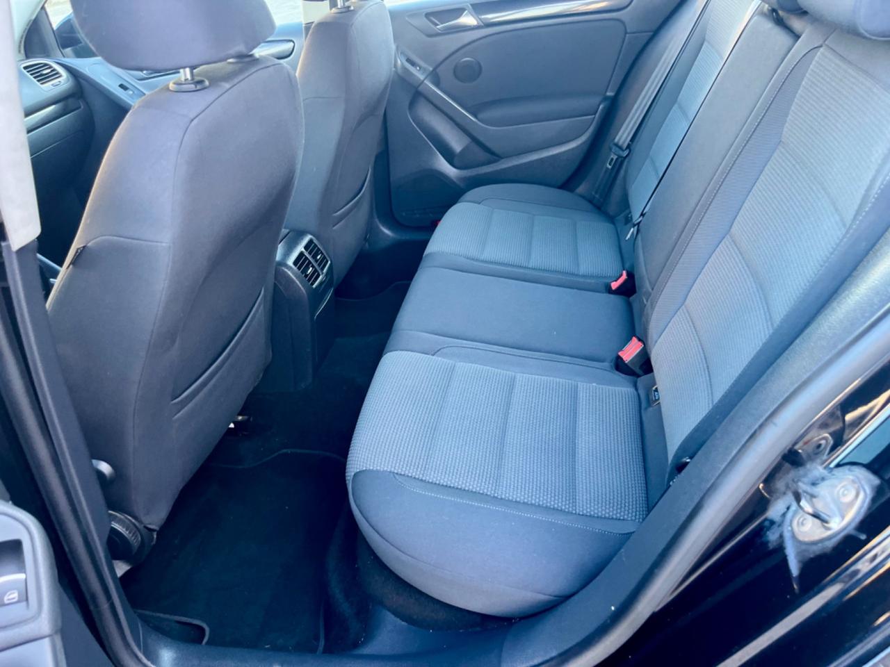 Vw Golf 1.2benzina 2011 98.000km perfetta per neopatentati