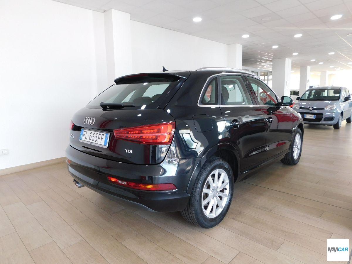 AUDI - Q3 - 2.0 TDI 120CV S tronic Business