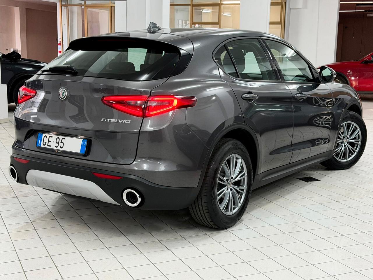 Alfa Romeo Stelvio 2.2 TD 190 CV BUSINESS Q4 DISTRIBUZIONE ESEGUITA