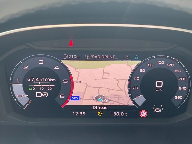 AUDI Q3 35 TDI S tronic Business