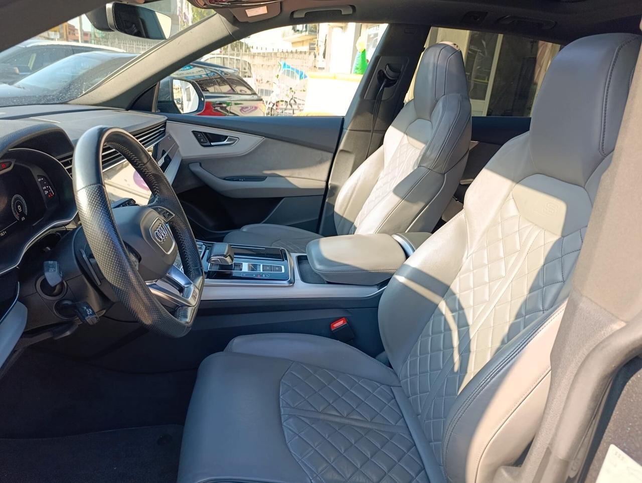 Audi Q8 50 TDI 286 CV quattro tiptronic Sport