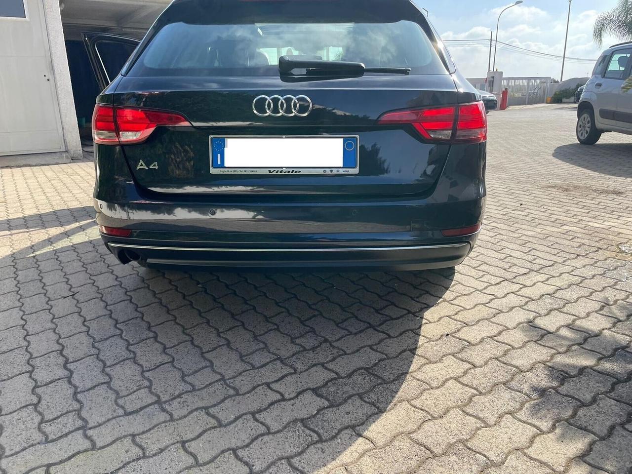 Audi A4 Avant 2.0 TDI 150 CV Tetto/navi/sedili sportivi