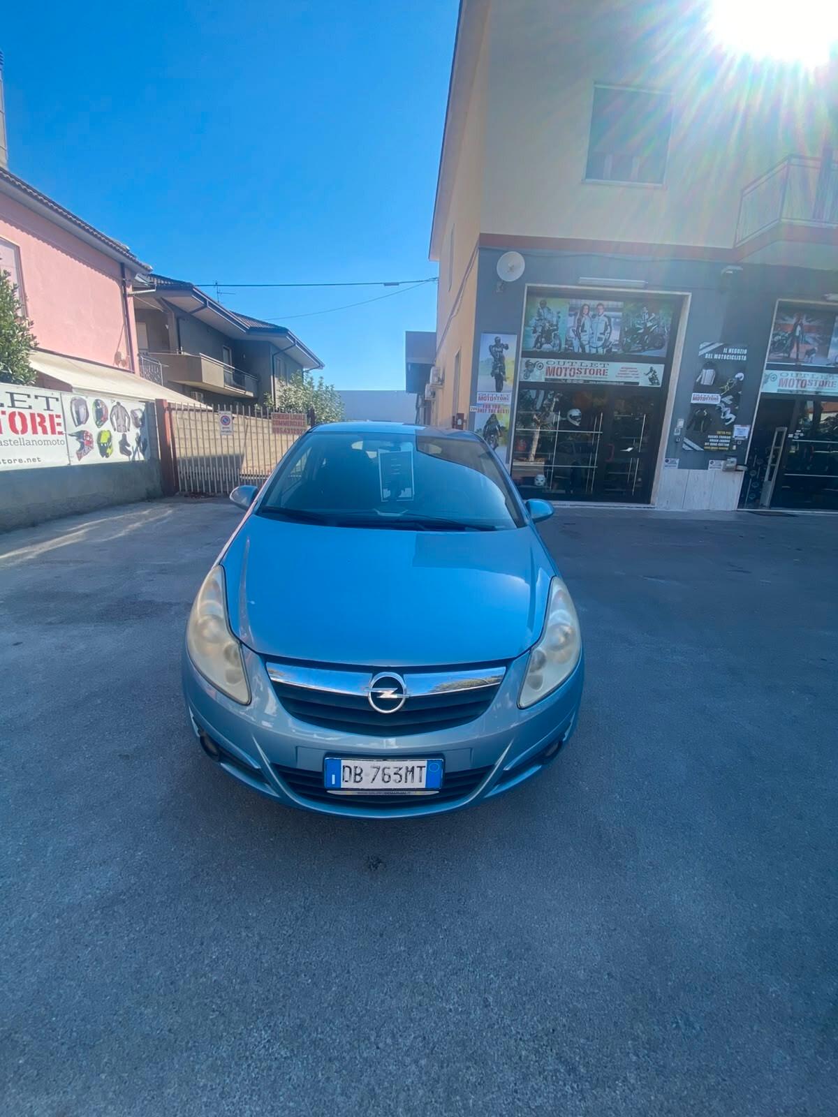 Opel Corsa 1.2 3 porte Sport