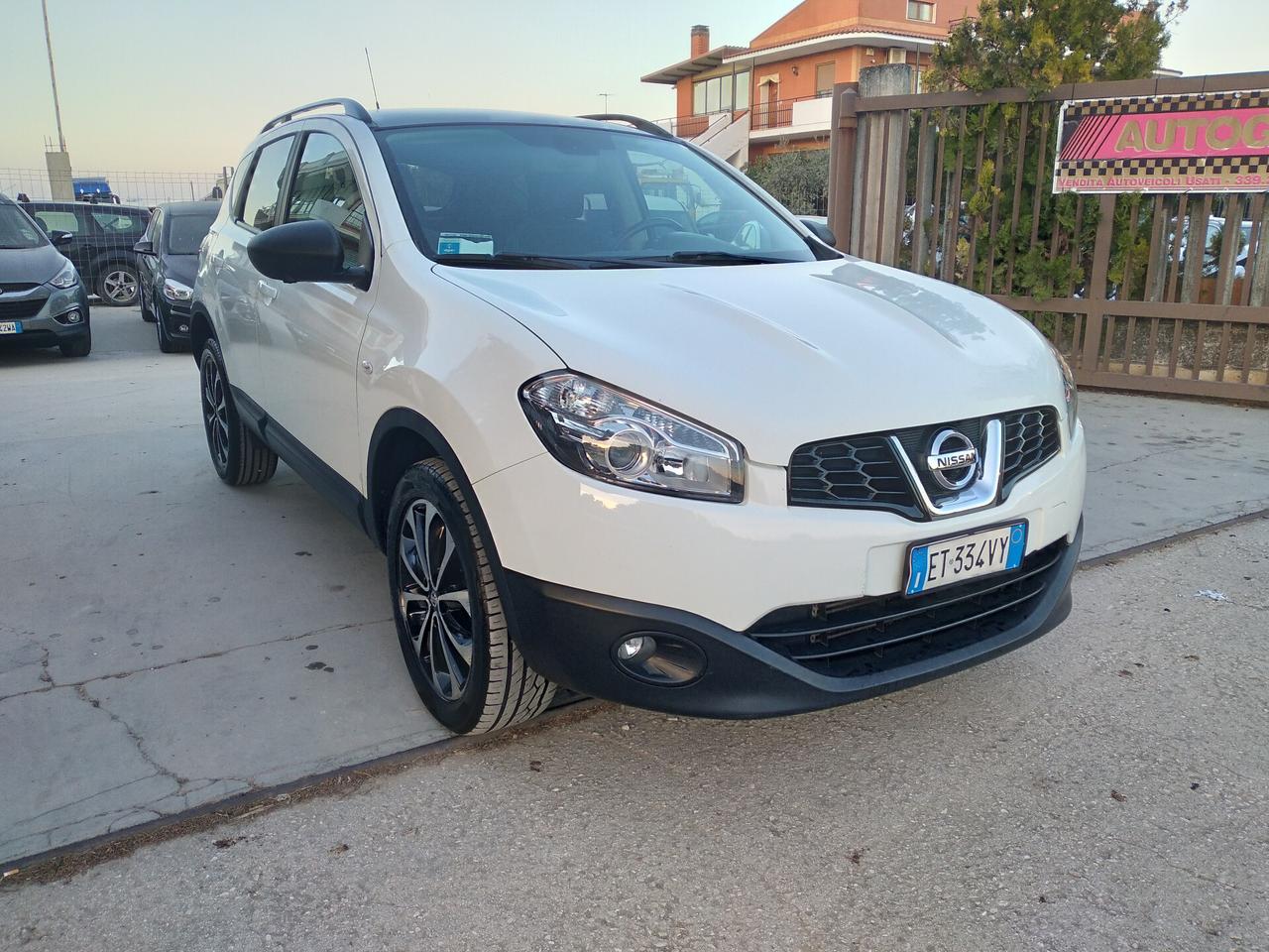 Nissan Qashqai 1.6 dCi DPF 360