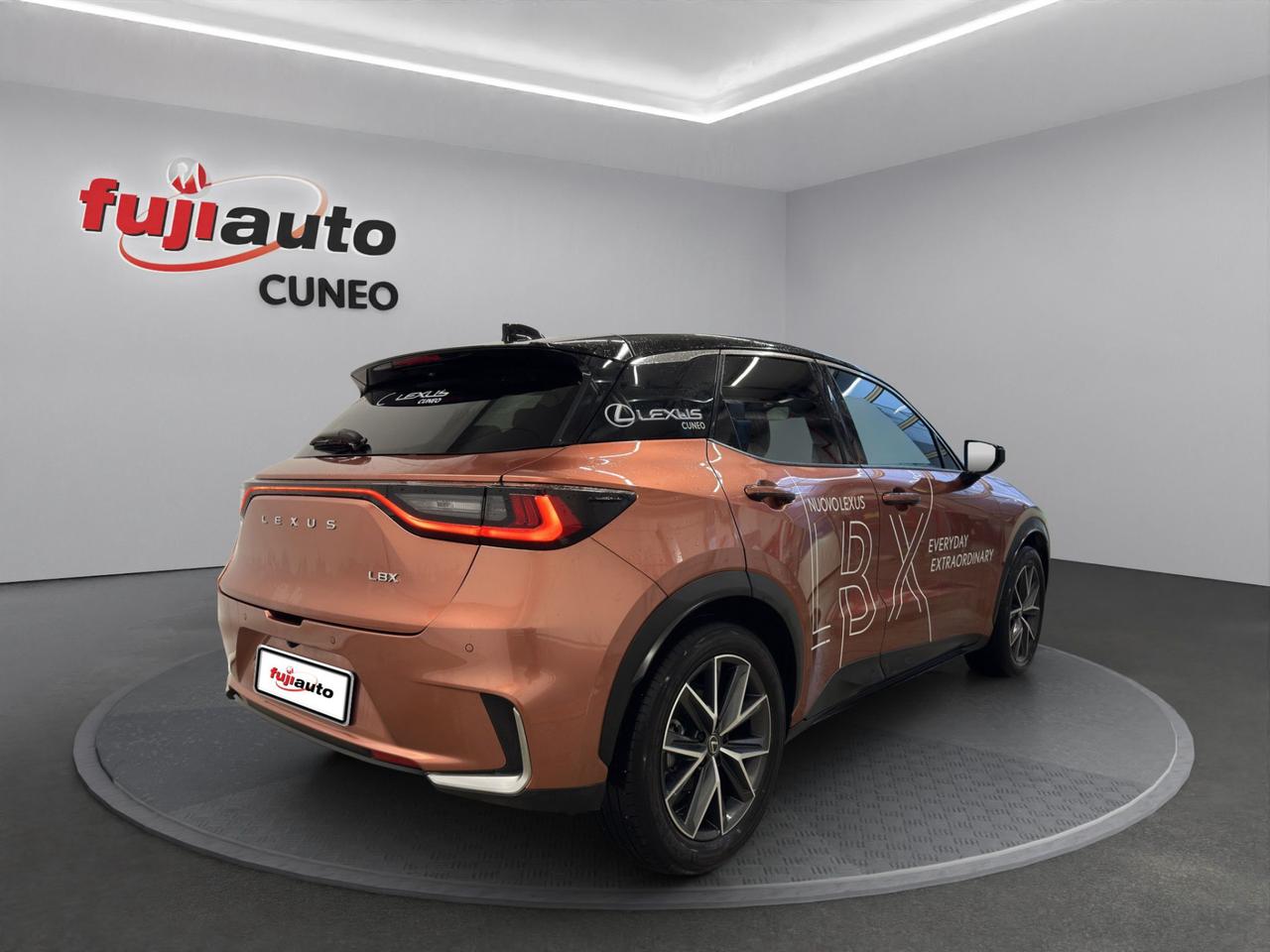 Lexus LBX 1.5 hybrid Cool 4wd