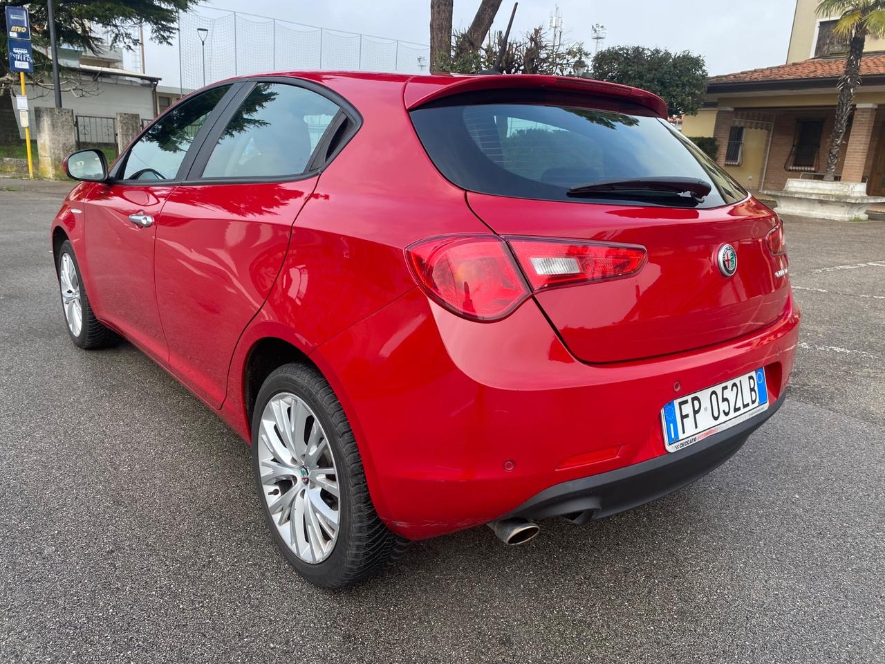 Alfa Romeo Giulietta 1.4 Turbo 120 CV GPL Super