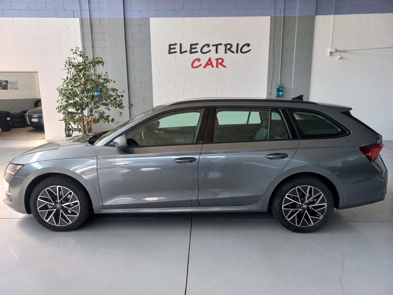 Skoda Octavia 2.0 TDI 150 CV DSG Wagon Executive