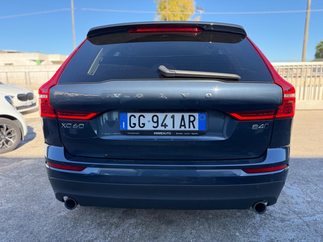 Volvo XC 60 XC60 B4 (d) AWD Geartronic Momentum