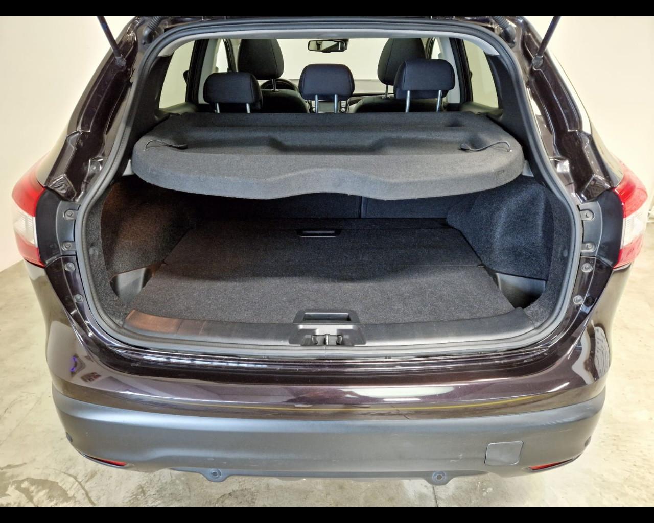 NISSAN Qashqai II - Qashqai 1.5 dci 360 110cv E6