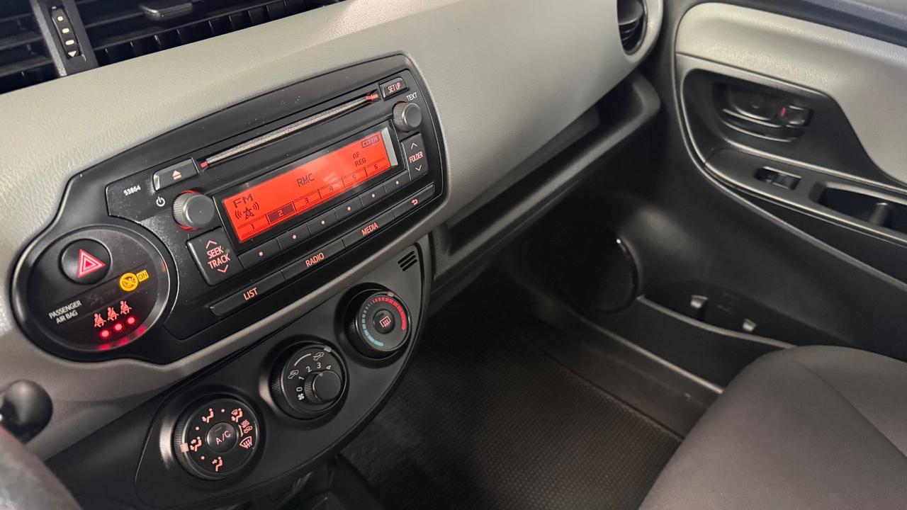 Toyota Yaris 1.4 D-4D 5 porte Lounge