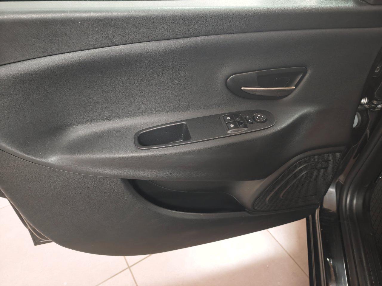 Lancia Ypsilon 5 Porte Ypsilon 1.2 Gold 69cv my16