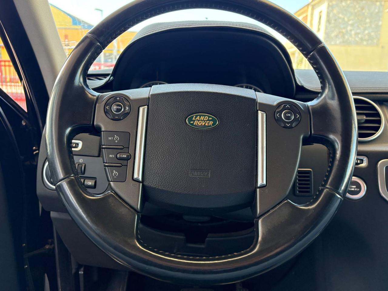 Land Rover Discovery 4 SE 2.7 TDV6 #10238