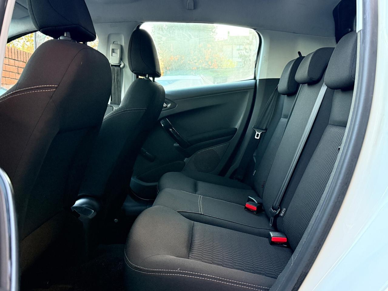 Peugeot 208 PureTech 82 5 porte Active