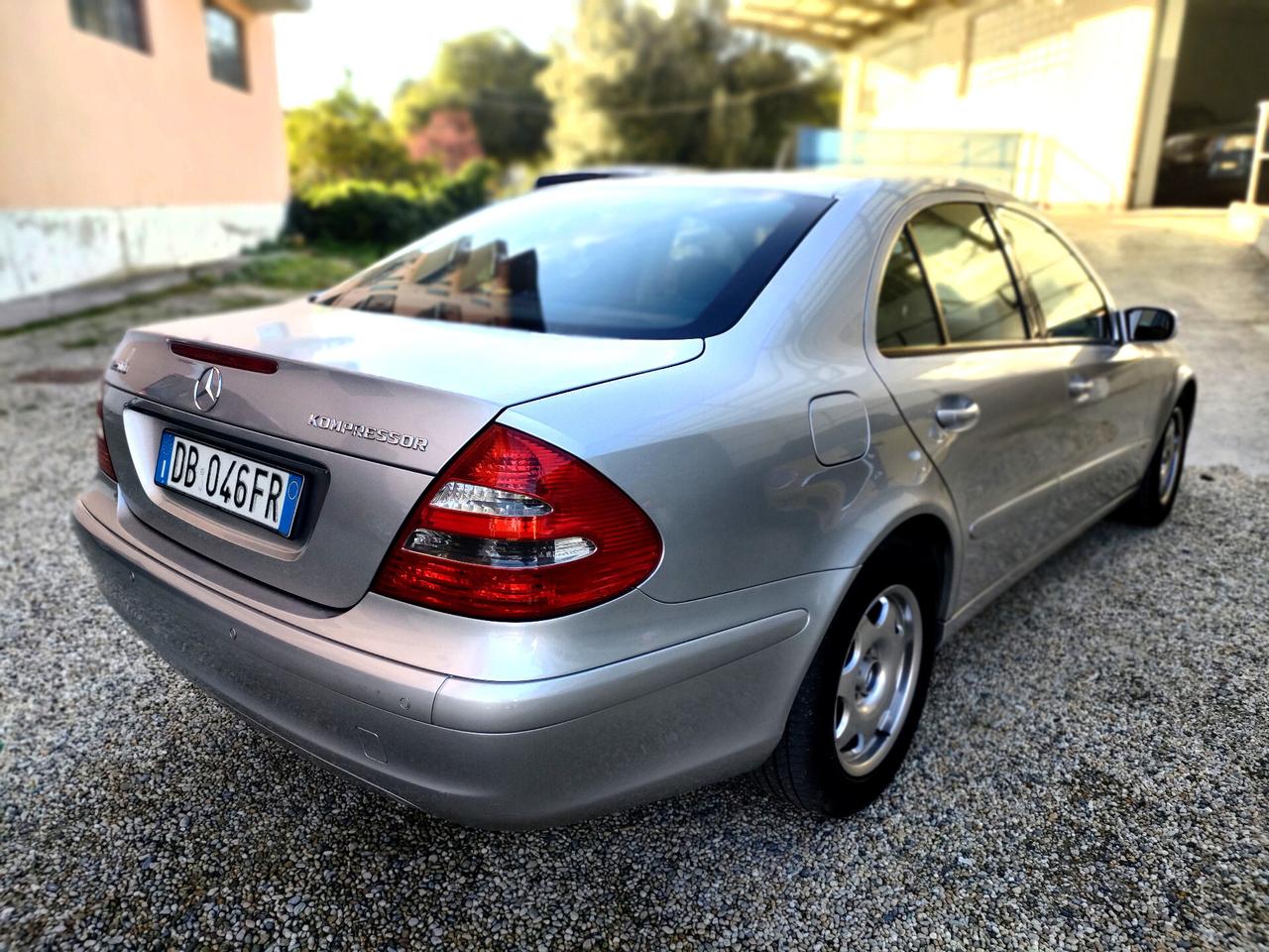 Mercedes E 200 K Metano