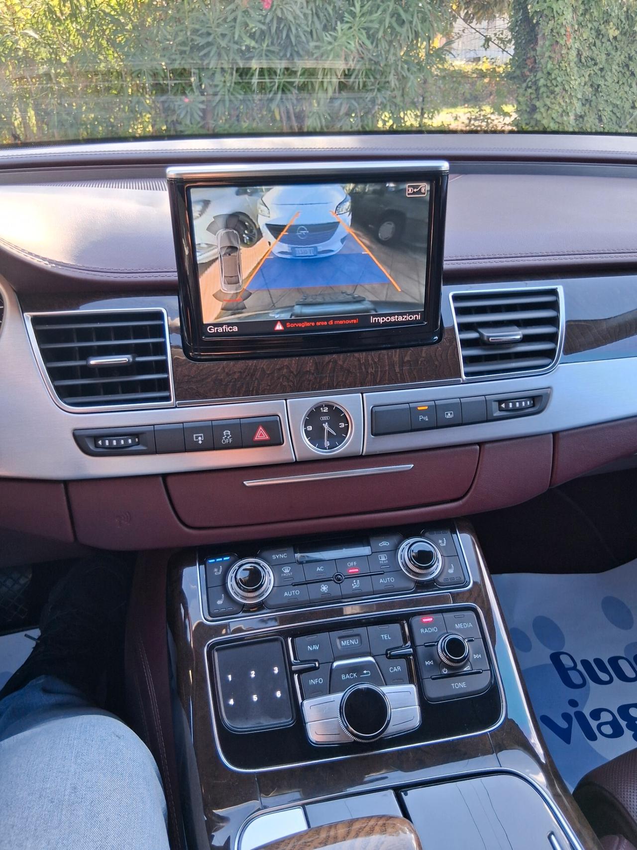 Audi A8 4.2 V8 FSI quattro tiptronic