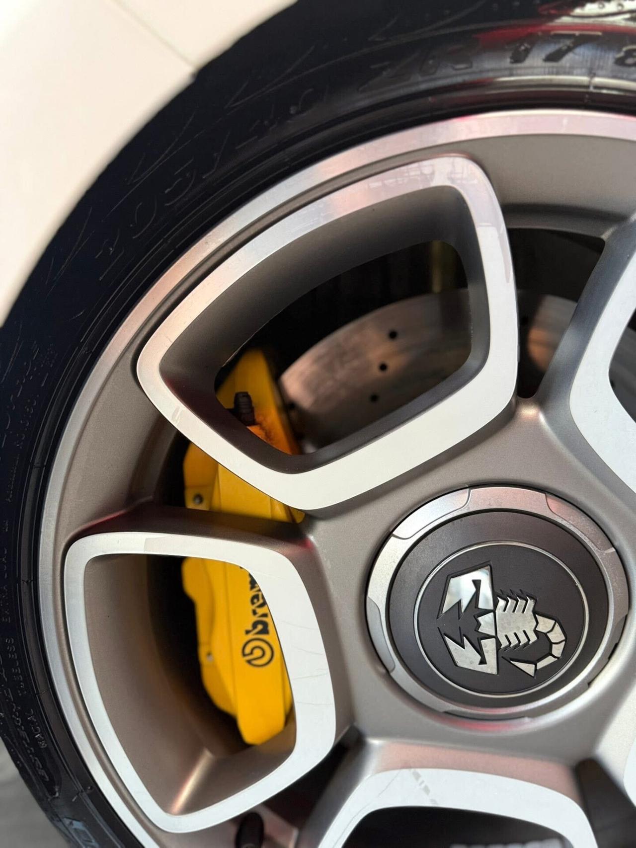 Abarth 595 1.4 Turbo T-Jet 165cv Turismo 2019