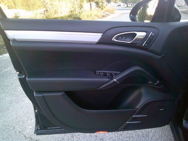 PORSCHE Cayenne 3.0 Diesel Platinum Edition