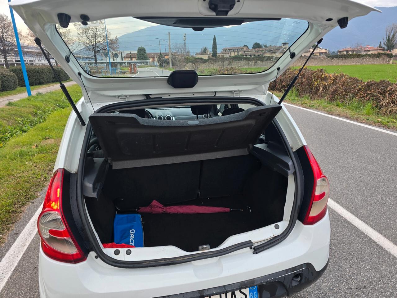 DACIA SANDERO 1.2 "OK PER NEOPATENTATI"