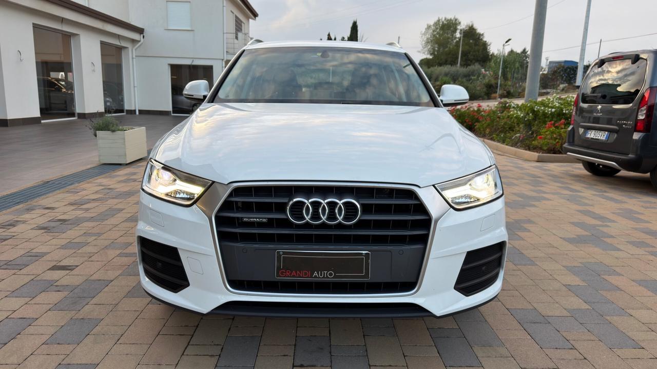 Audi Q3 2.0 TDI 150 CV quattro S tronic Sport